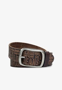 Seleccionado, cuero 115