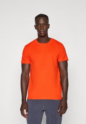 4F, - T-shirt basic
