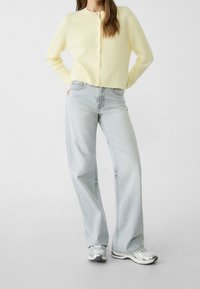 Stradivarius Džíny Relaxed Fit - dark grey