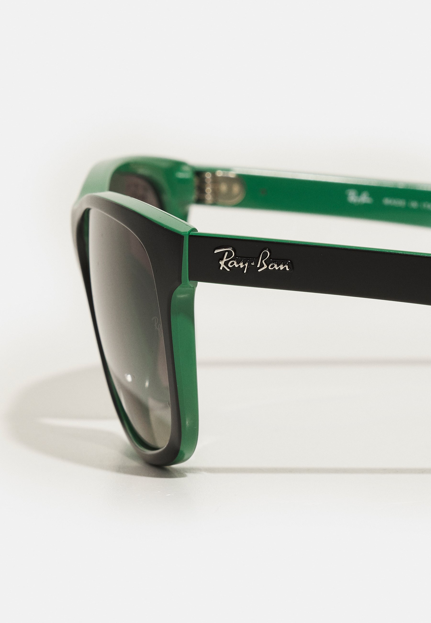 Ray ban matte green Outlet