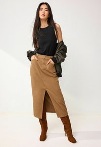 Next REGULAR FIT - Jupe longue - rust brown