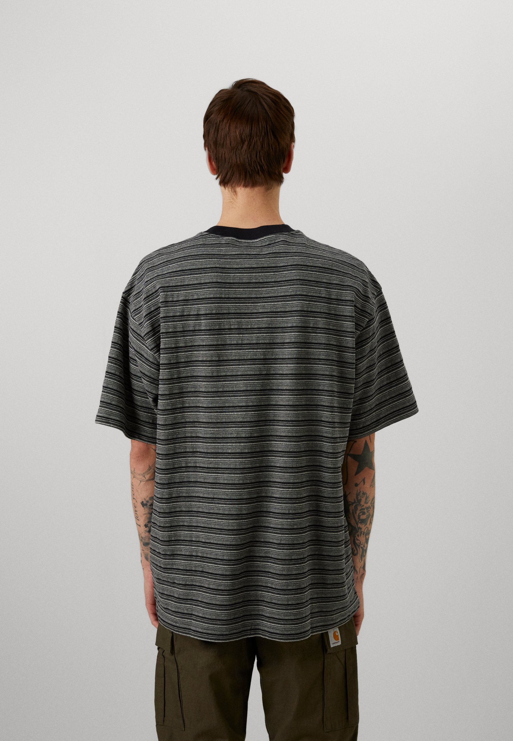 Carhartt WIP GELLAR POCKET - Print T-shirt - black - Zalando.co.uk