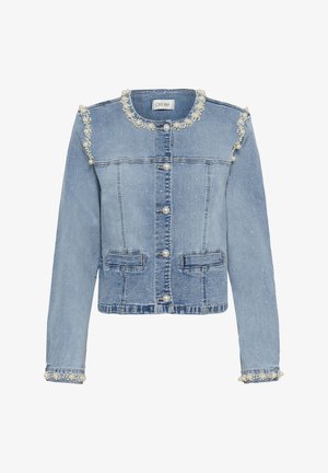 Veste en jean bleu clair avec des ornements en perles sur les épaules et les poignets, dotée d'une fermeture à boutons, de deux poches avant et d'un col classique.