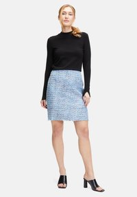 Betty Barclay GERADER SCHNITT - Minisukňa - light blue dark blue