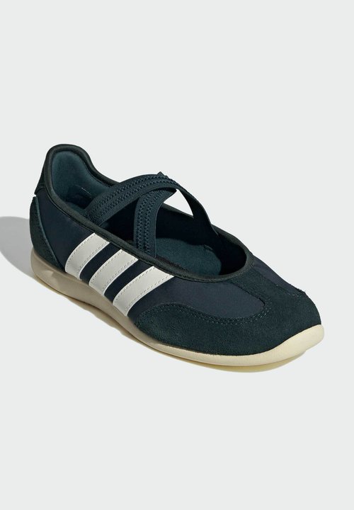adidas gazelle silver green womens adidas Taekwondo MEI Ballet Silver-Metallic JR7032