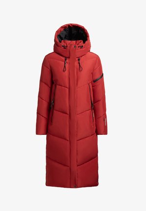 Punane puff jacket kapuutsiga, koos kätetöötlemise sektsioonidega, kahe esiosa tõmblukkudega tasku ja külgtasku tõmblukuga. Läikivad mustad aktsendid.