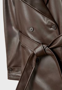Stradivarius Trench - mottled brown