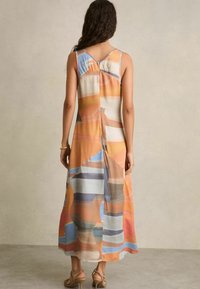 Reiss REGULAR FIT LAYLA SUNSET PRINT SLEEVELESS  - Maksimekko - coral