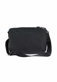 Schwarze Stoff-Umhängetasche mit glatter Textur, einem Reißverschluss-Hauptfach, schlankem Profil und verstellbarem Gurt für den Crossbody-Tragekomfort.