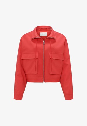 Red cropped jacket made of smooth fabric, featuring a zip front, two large chest pockets, and a classic collar with drawstrings.