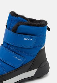 Geox TREKKYUP BOY ABX - Vinterstøvler - royal/black