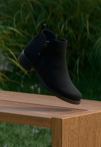 Ankle Boot - black
