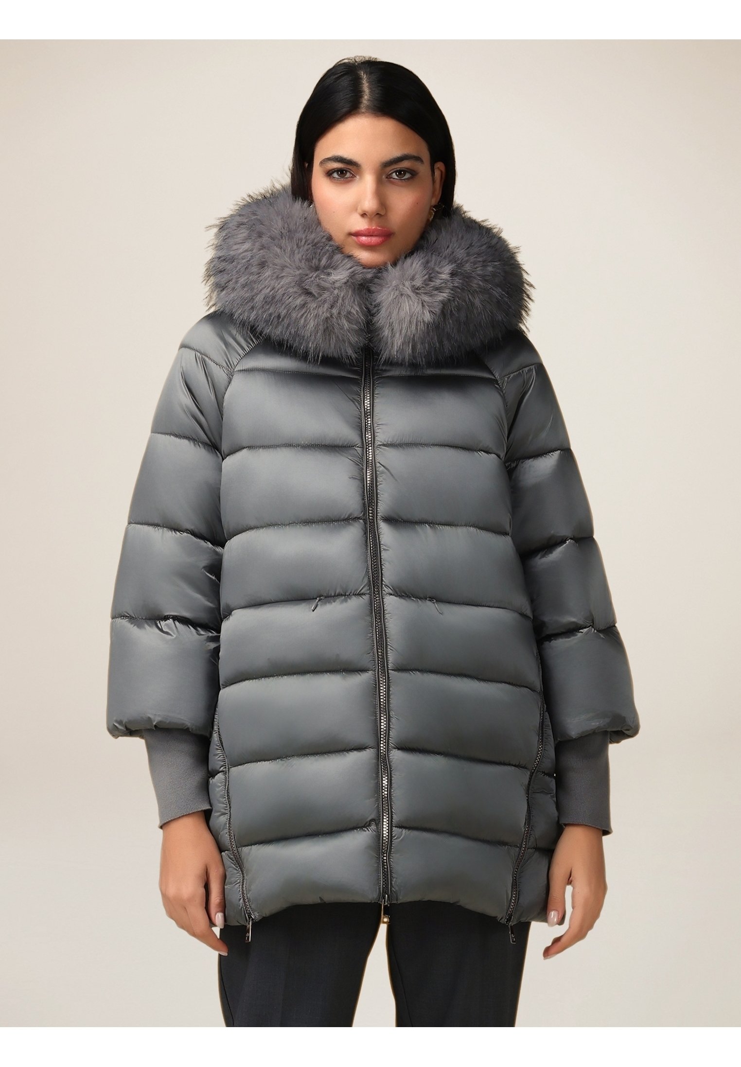 Oltre MIDI CON CAPPUCCIO E POLSINI Cappotto invernale grigio