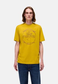 Napapijri BALD - T-shirts print - gold flake yo