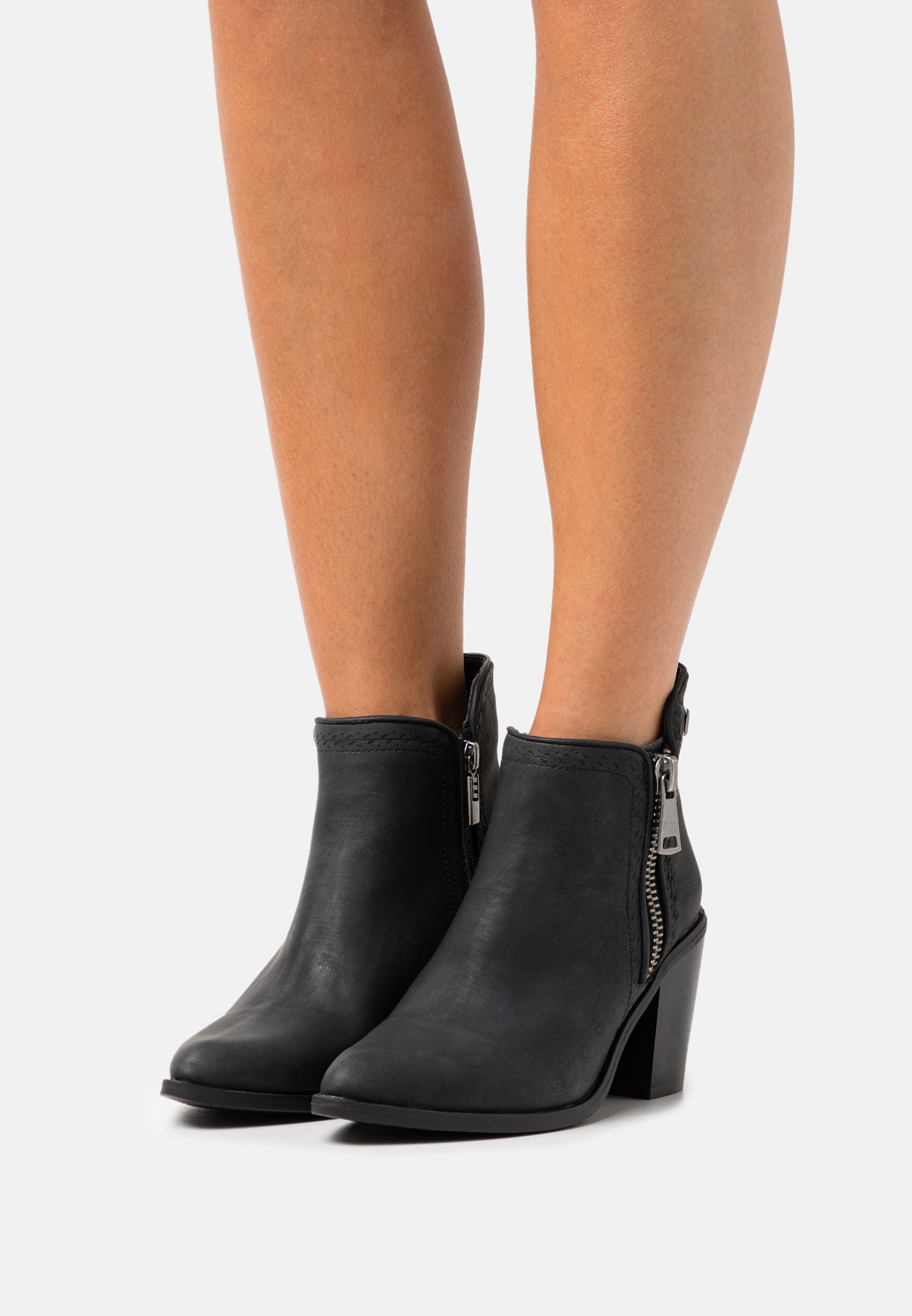 mtng LAMBRA - Botines camperos - black/negro - Zalando.es