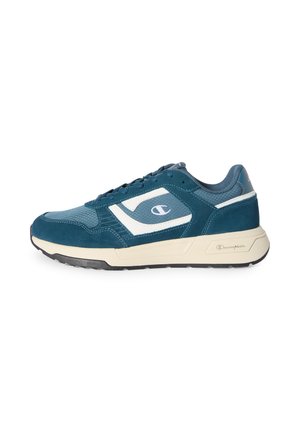 Sneaker da ginnastica basso blu scuro e bianco con lacci, tomaia strutturata e logo Champion sul lato e suola.