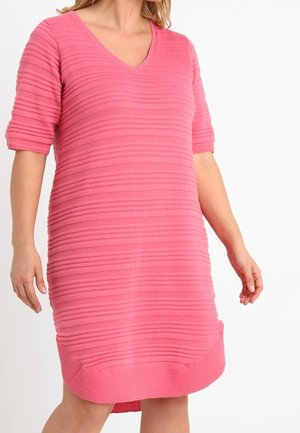 Strickkleid - pink