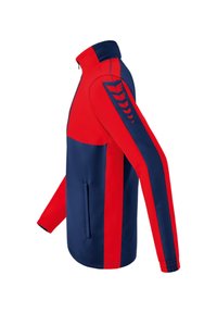 Giacca sportiva rossa e blu navy con colletto alto, zip completa e polsini elasticizzati. Presenta una tasca laterale e strisce verticali a contrasto.