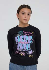 Terranova CON STAMPA GRAFFITI - Maglietta a manica lunga - nero