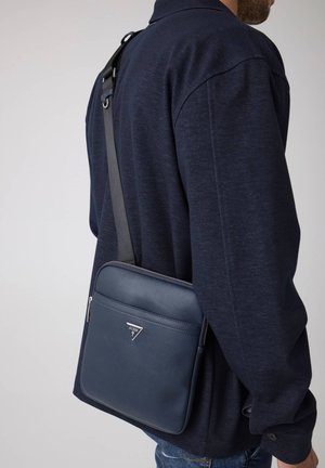 Guess, MILANO CROSSBODY FLAT - Sac bandoulière - blau