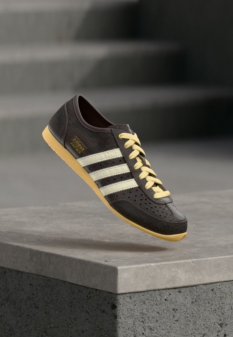 adidas Originals JAPAN DECON aurora coffee/cream white/orange tint/dark brown