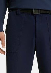 FALKE TREKKING SHORTS - Shorts - space blue