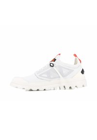 PAMPA LT TRAVEL LO VT - Tenisky - star white