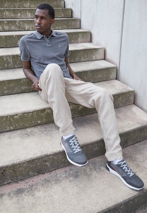 ARRIBA ECO - Trainers - grey