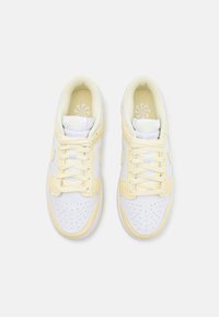 Nike Sportswear Sneakers - white