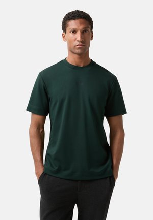LUKAS-2 - T-Shirt basic - verde bottiglia