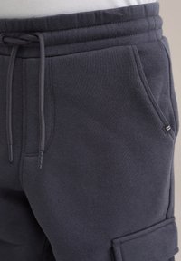 WE Fashion RIDGE - Spodnji deli trenirk - dark grey