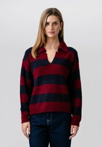 Ikke valgt, burgundy deep blue