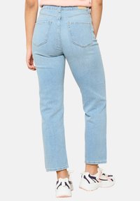 LolaLiza HIGH WAISTED - Tiesaus kirpimo džinsai - blue bleached
