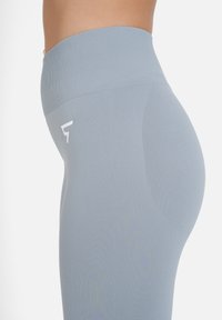 SQUATPROOF Tajice - grey