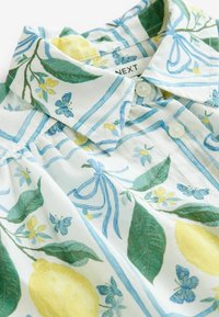 Next SHORT SLEEVE DROP WAIST - Košilové šaty - white lemon and blue check print