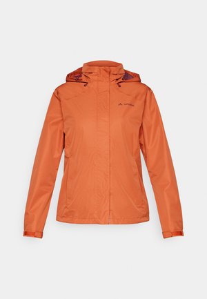 Heldere oranje waterdichte jas met capuchon, gekenmerkt door een eenvoudig ontwerp en verstelbare mouwen, geschikt voor buitenactiviteiten.
