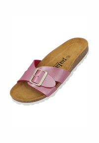 Rosa syntetisk slingback-sandal med en bred rem och metallspänne. Korkfotbädd och vit gummisula. Mjuk textur och rundad form.