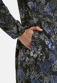 Smith&Soul VOLANT HEM - Vapaa-ajan mekko - silver print