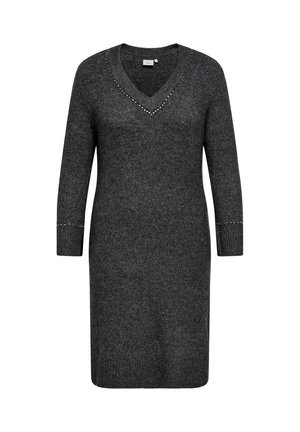 Robe en maille gris foncé à manches longues avec col en V et petits clous décoratifs le long du col et des poignets.