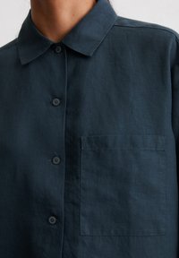 Thumbnail Image 3
