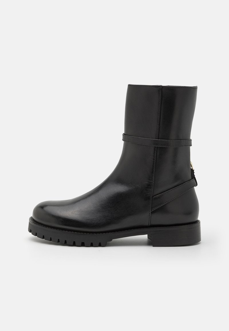 Patrizia Pepe Plateaustiefel - Bild 1