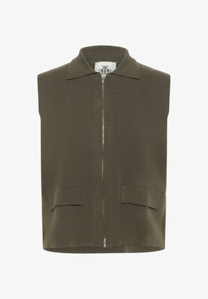 Ærmeløs vest med lynlås i olivengrøn, lavet af struktureret strikket stof. Har en flad krave og to forlommer.