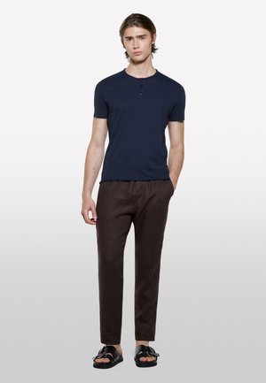 Sisley, HENLEY  - T-shirt basique - blue