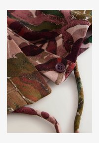 Niewybrane, pink palm print