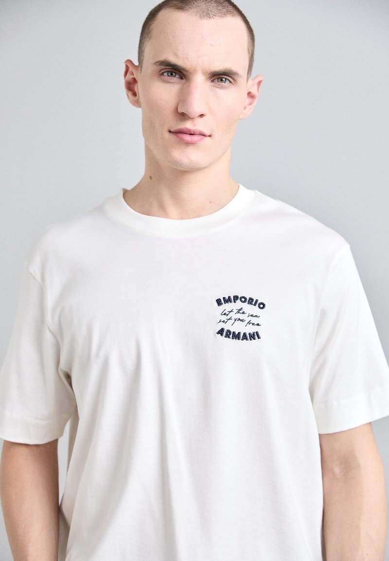 Emporio Armani - T-shirt imprimé - snow white, Agrandir