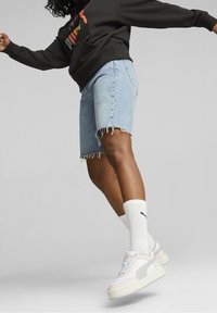 Puma Matalavartiset tennarit - white