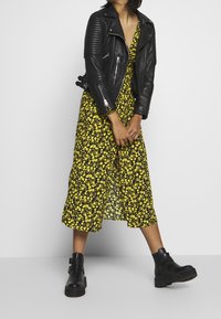 Topshop Denní šaty - multi-coloured