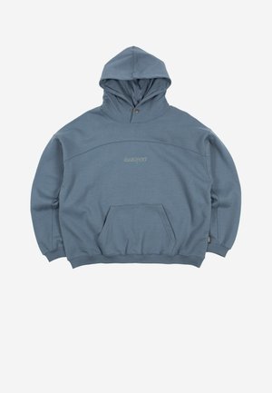 Felpa con cappuccio oversize blu con tasca a marsupio frontale e piccolo testo "wasted" centrato sul petto sotto il cappuccio.