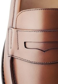 Finsbury COLLEGE - Zakelijke loafers - marron