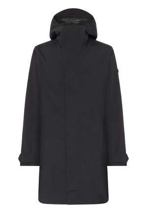 Schwarzer wasserdichter Mantel mit hohem Kragen, verstellbarer Kapuze und Ärmelbündchen. Verfügt über ein schlankes, minimalistisches Design und eine glatte Textur.